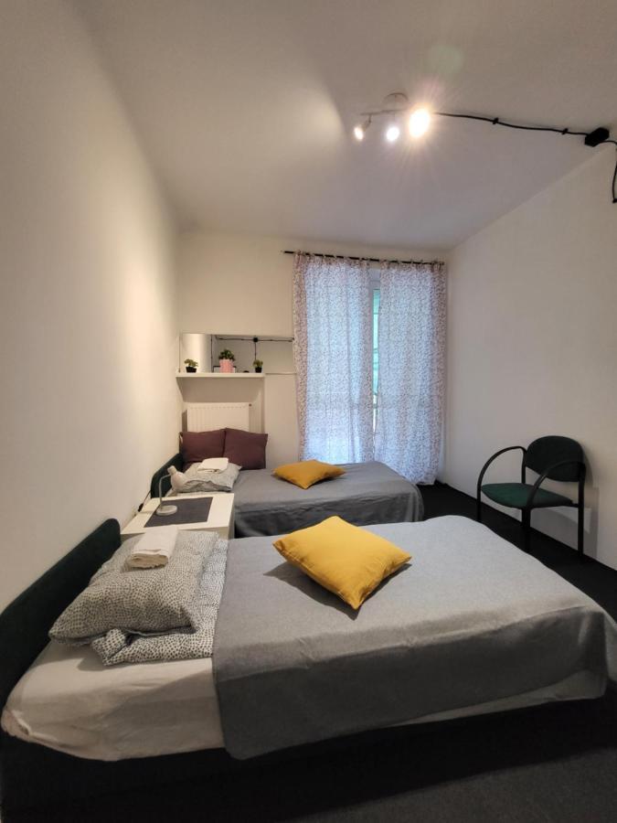 Charmed Homestay - Zaczarowany Варшава Екстер'єр фото
