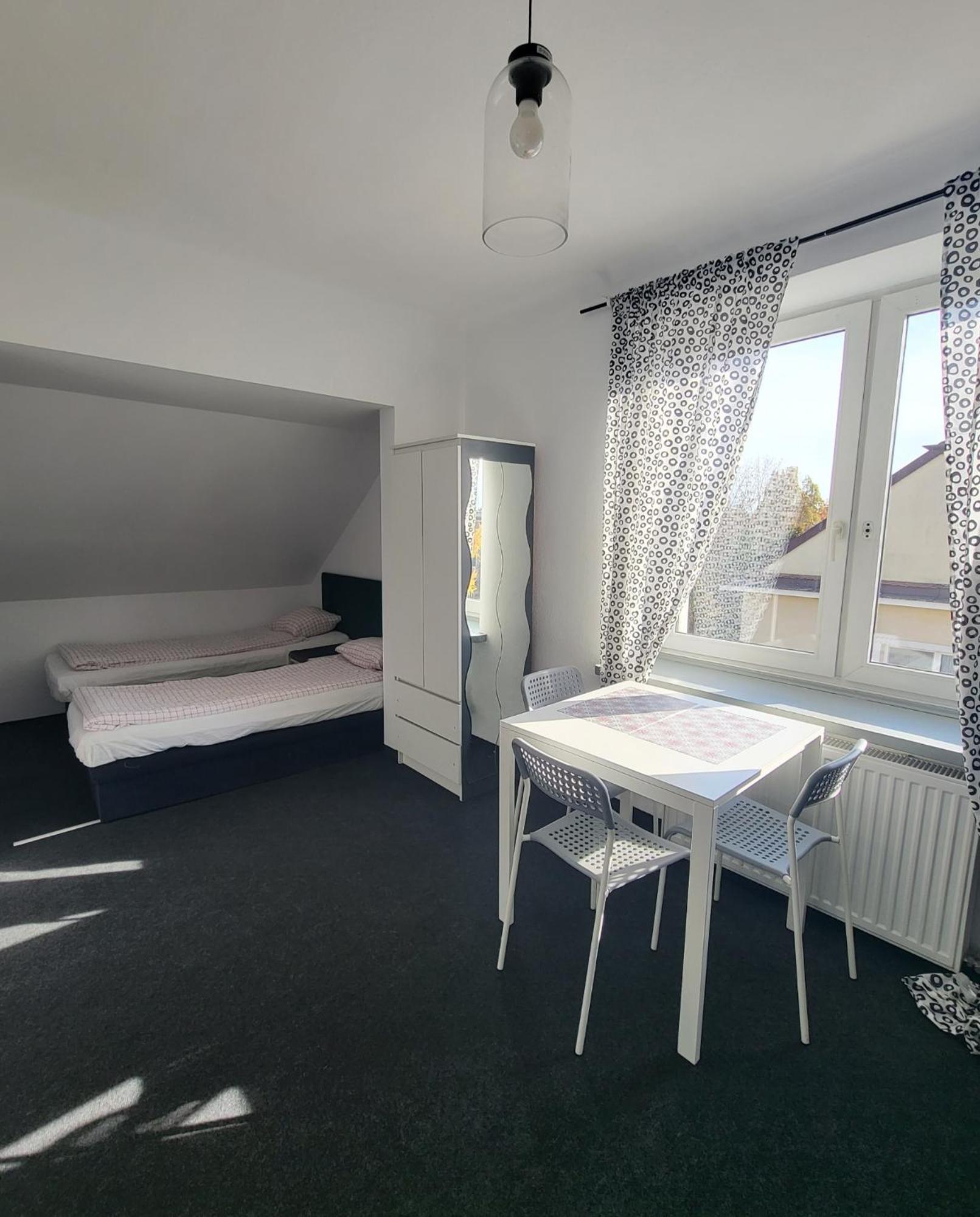 Charmed Homestay - Zaczarowany Варшава Екстер'єр фото