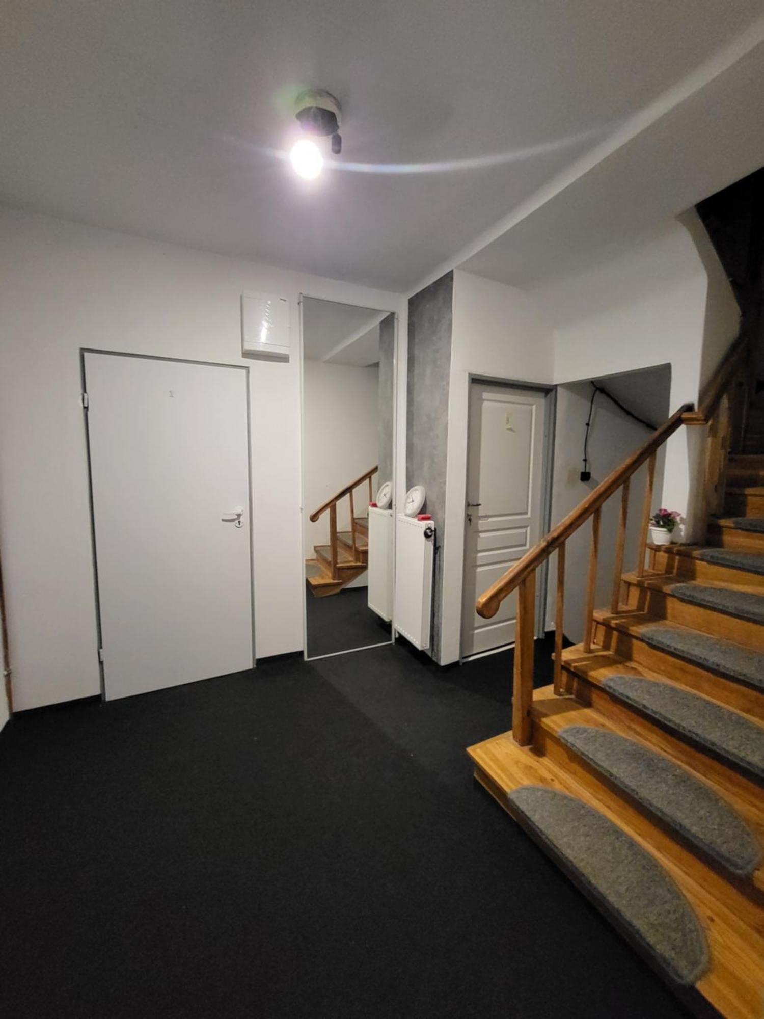 Charmed Homestay - Zaczarowany Варшава Екстер'єр фото